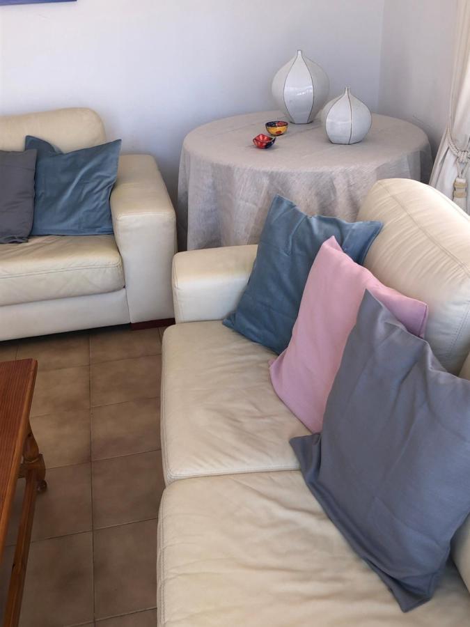 Charming 2 Bed Next To Cabopino Beach, Spain Apartment